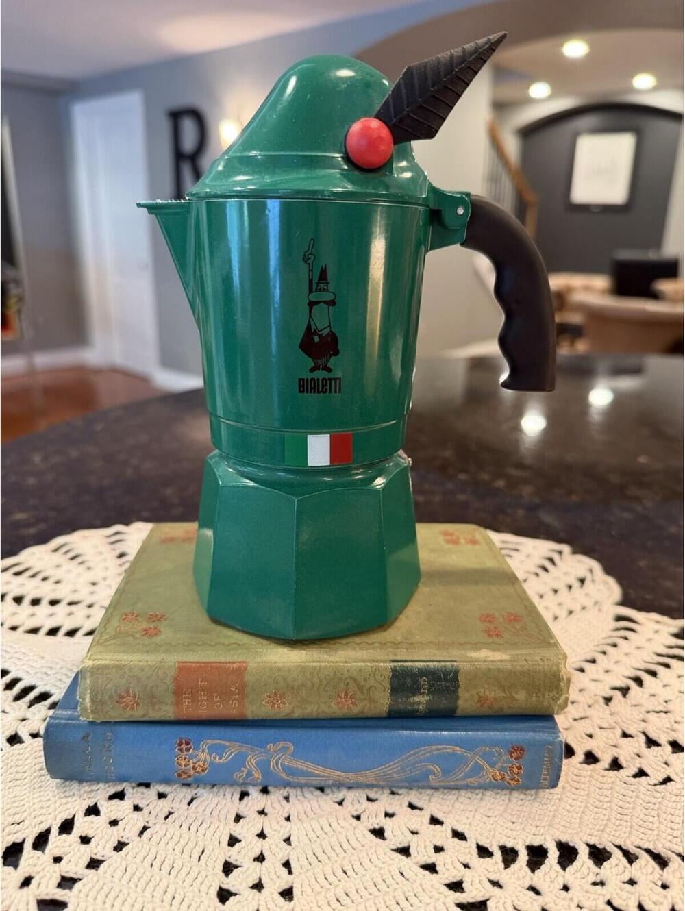 Bialetti Moka Express Alpina Stovetop Espresso Maker Moka Pot 3 Cup Green